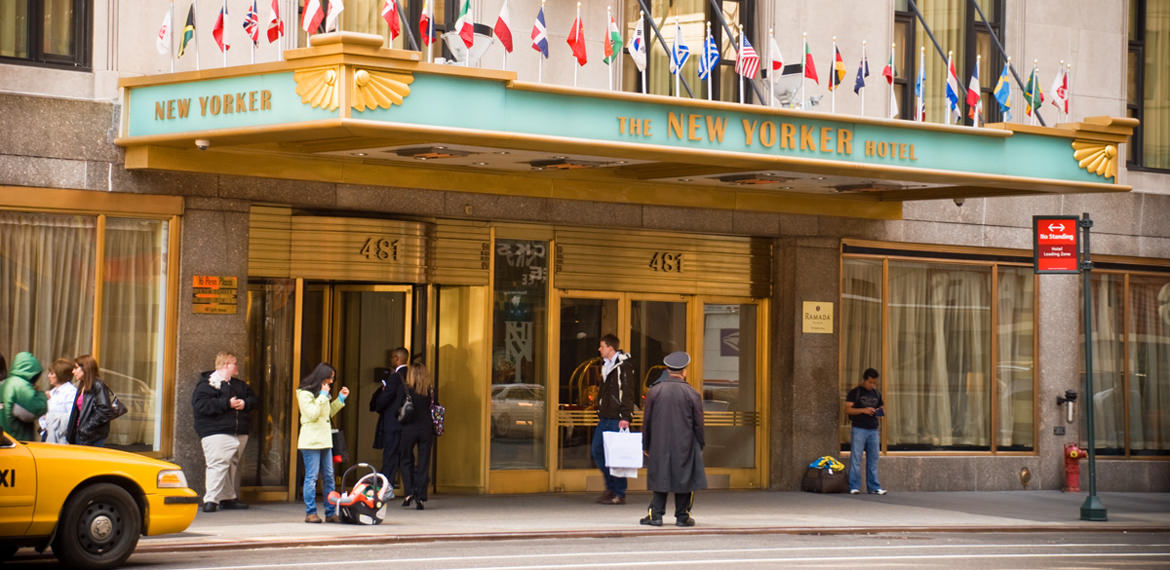 BigApple-Marquee-Awnings-HotelNewYorker